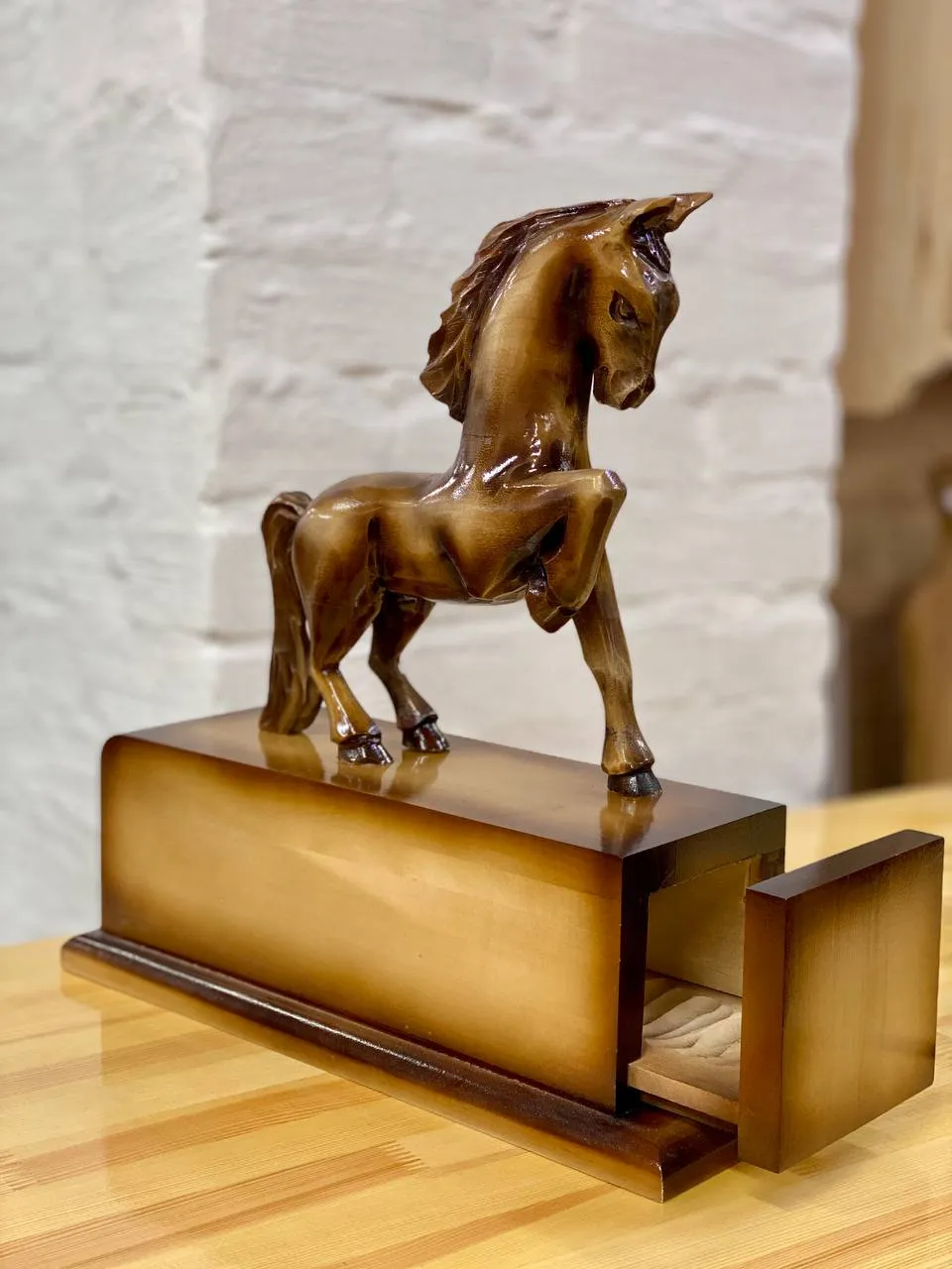 картинка Сувенир "КОНЬ-БАР"